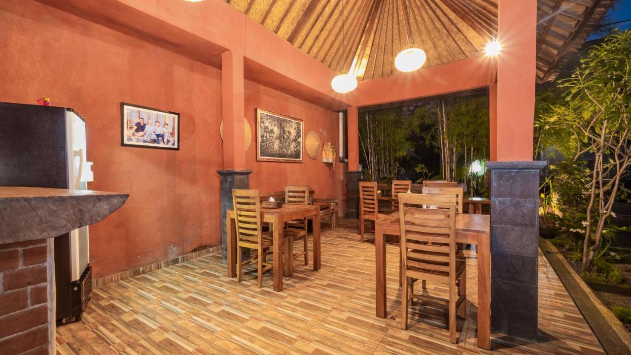 Saka House Hotel Ubud  Exterior photo